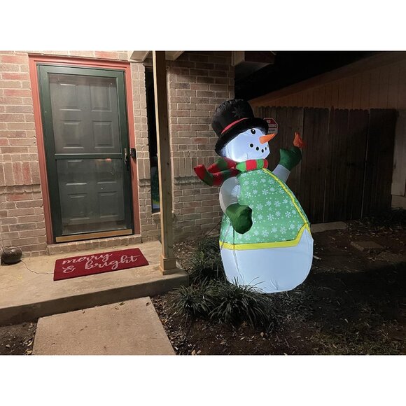 🆕6FT Christmas Inflatable Snowman in Vest Interior LED Light Outdoor Decoration - Picture 1 of 10